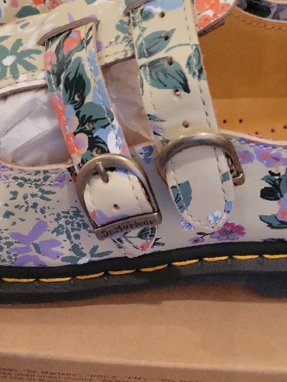 Dr. Martens Womens Cream Floral Double-Strap Mary Janes - Picture 3 of 9